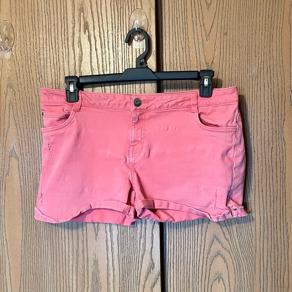 WOMEN’S MASSINI PEACH / PINK DENIM SHORTS SIZE 12 RAW HEM RIVET POCKETS STRETCH